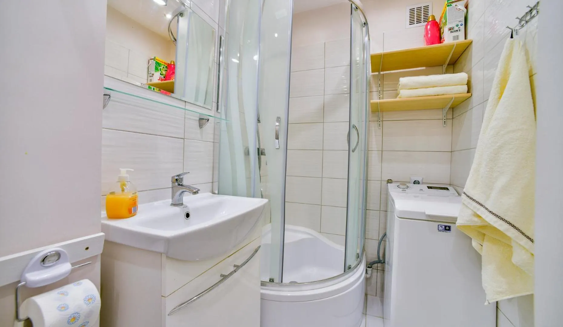 Apartament U Joli W Kolobrzegu Podczele - 2 Sypialnie, 50M2, Wifi I Parking Za Darmo! Poland